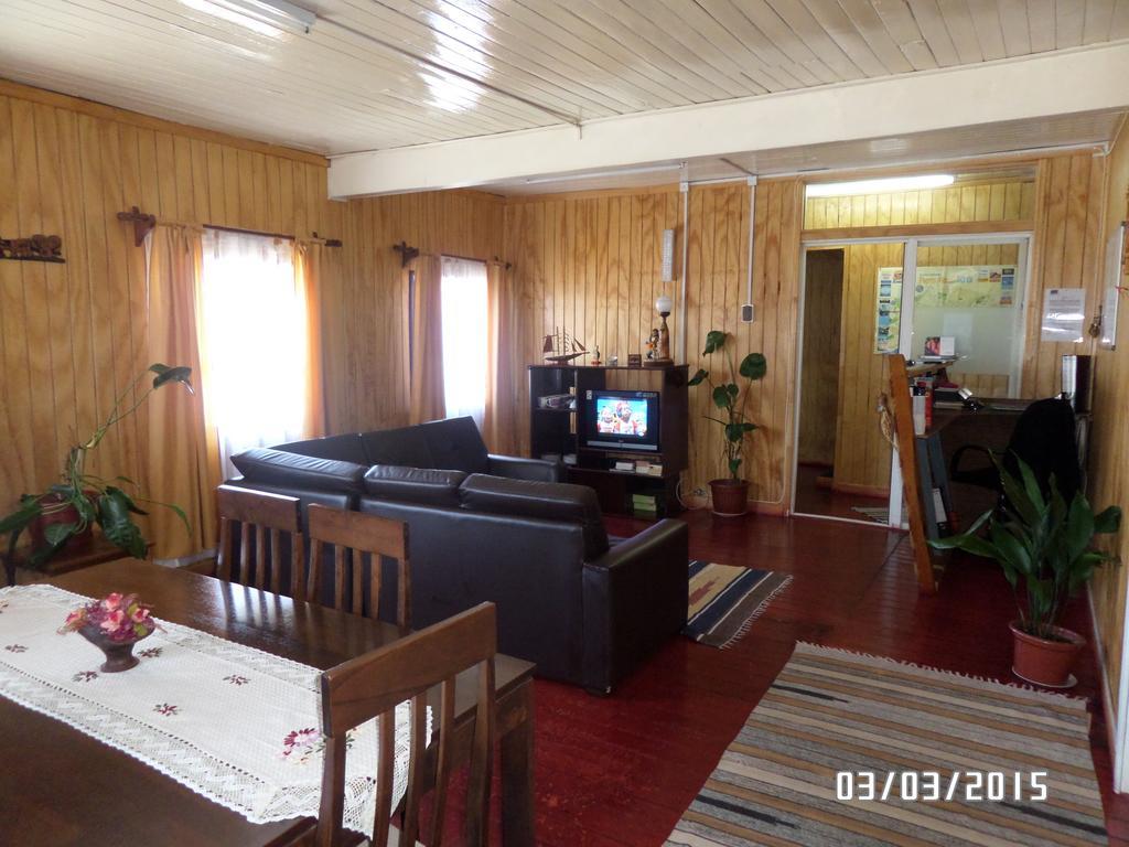 Hostal Jacob Puerto Montt Exterior foto