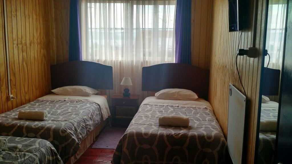 Hostal Jacob Puerto Montt Exterior foto